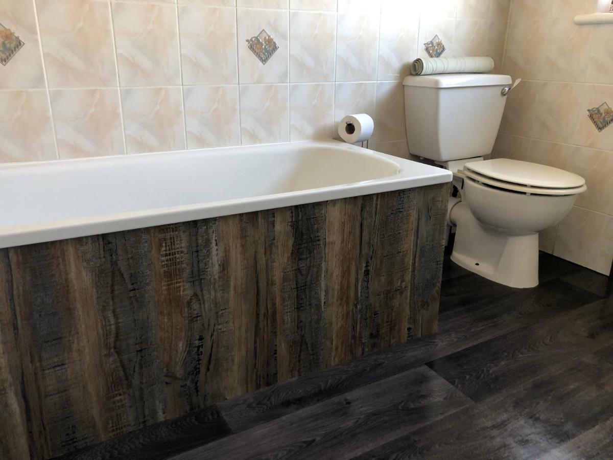 Moneydarragh Cottage With Uninterrupted Mountain And Sea Views- Hot Tub Available For Hire أنالونغ المظهر الخارجي الصورة
